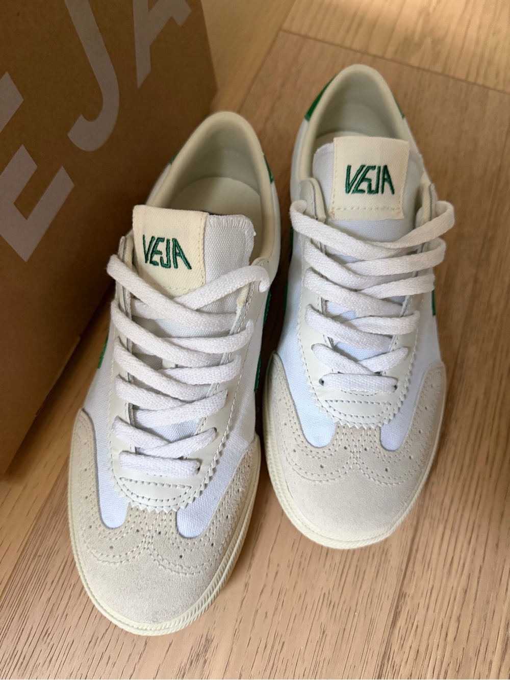 VEJA
Volley leather and suede-trimmed canvas sneakers - Picture 5 of 8